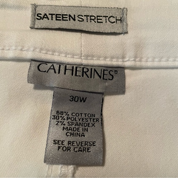 Catherine’s White Sateen Stretch Denim Capris Women’s Size 30w - Picture 7 of 7